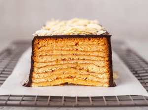 Vokiškas šakočio pyragas Baumkuchen