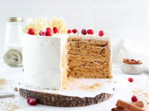 Morenginis tortas su karameliniu kremu - receptas žingsnis po žingsnio