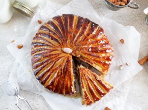 Trijų karalių pyragas Galette De Rois - receptas žingsnis po žingsnio