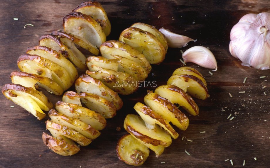 Bulvių spiralės orkaitėje - puikus garnyras!