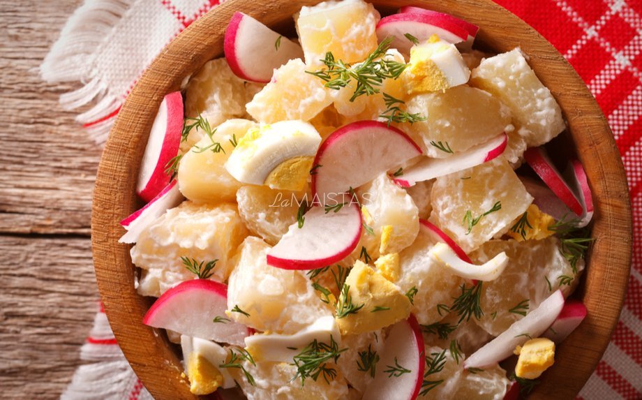 Greitos bulvių salotos su ridikėliais (be majonezo)