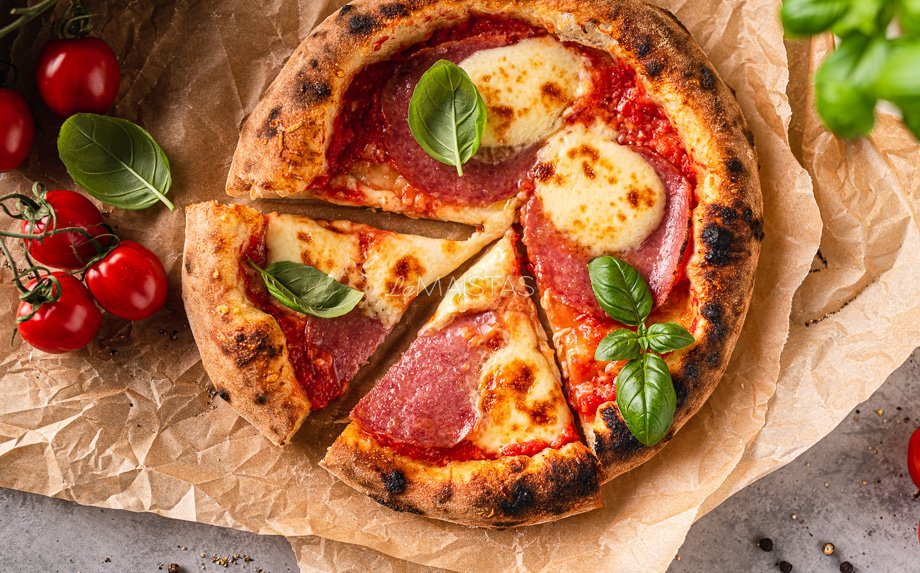 Neapolietiška pica namų orkaitėje - receptas žingsnis po žingsnio