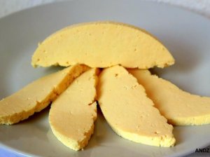 Šviežias naminis varškės sūris - labai greitai ir lengvai