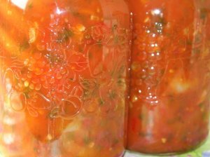 Paprikos žiemai su pomidorų padažu