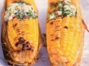 Kukurūzai kepti su čilio sviestu