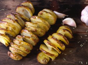Bulvių spiralės orkaitėje