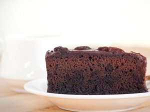 Super greitas šokoladinis pyragas - drėgnas ir purus!