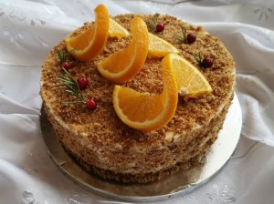 Biskvitinis medaus tortas „Sodžius“