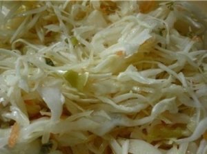 Saldžiarūgštės raugintų kopūstų salotos
