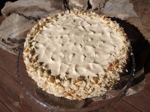 Tortas su karameliniu maskarponės kremu