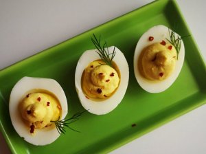 Įdaryti kiaušiniai prancūziškai