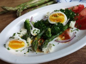 Smidrai su brokoliais ir kiaušiniu