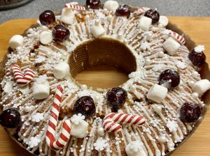 Kalėdinis medaus ir cinamono pyragas
