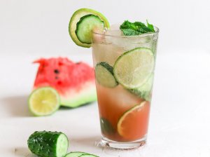 Gaivus arbūzo ir agurko kokteilis