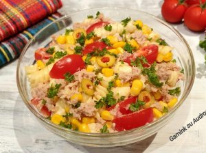 Makaronų salotos su tunu