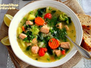 Soti lašišos sriuba su daržovėmis