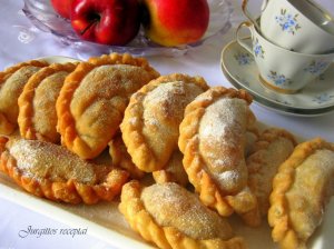 Indiški pyragėliai su obuoliais (be kiaušinių)