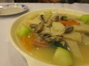 Daržovių sriuba su grybais