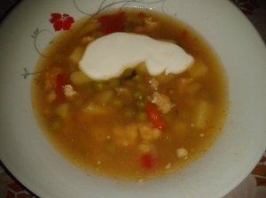 Žirnių sriuba su vištiena
