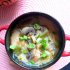 Kokosų pieno sriuba su krevetėmis, makaronais ir pievagrybiais
