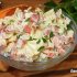 Makaronų salotos su krabų lazdelėmis ir agurkėliais