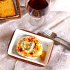 Keptas „camemberto” sūris su svogūnais
