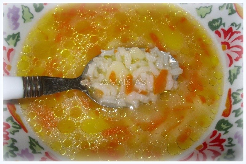 Ryžių sriuba su vištiena ir daržovėmis