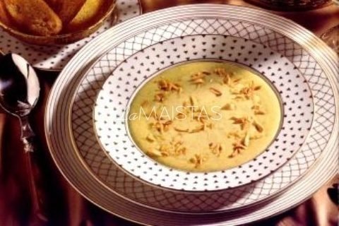 Gurmaniška migdolų sriuba