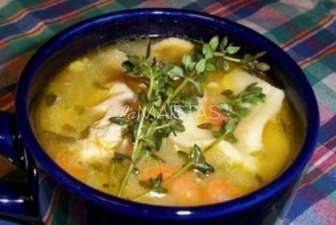 Vištienos ir virtinių  sriuba