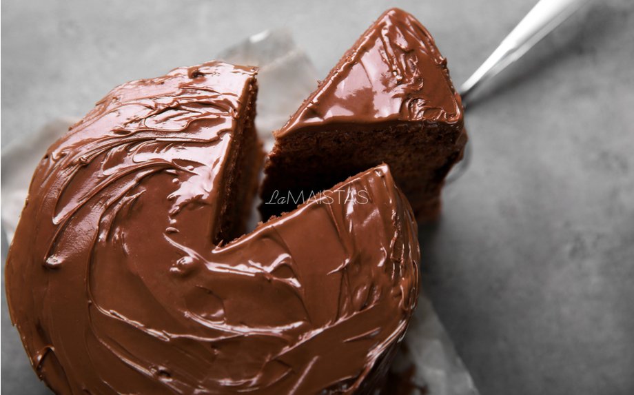 Drėgnas šokoladinis burokėlių pyragas
