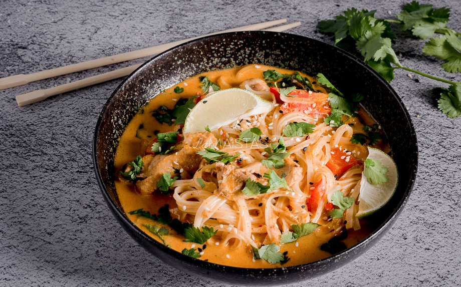 Greita tailandietiška sriuba su vištiena