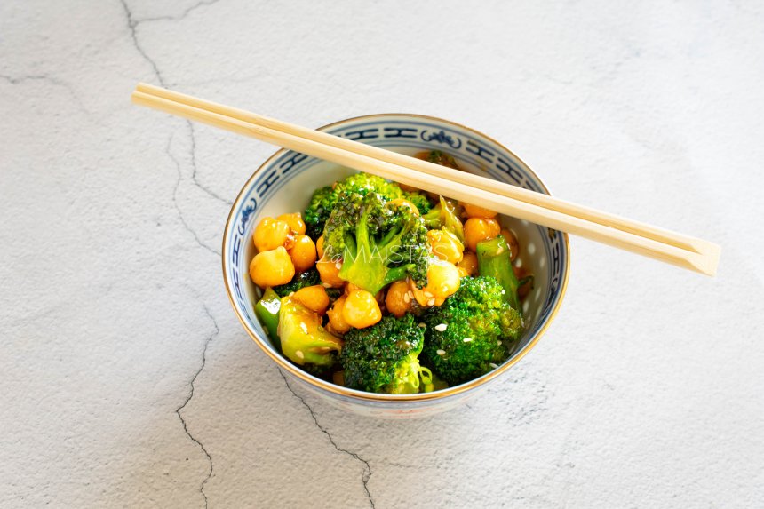 Brokolių stir fry