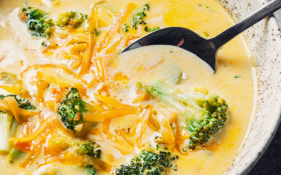 Brokolių ir sūrio sriuba