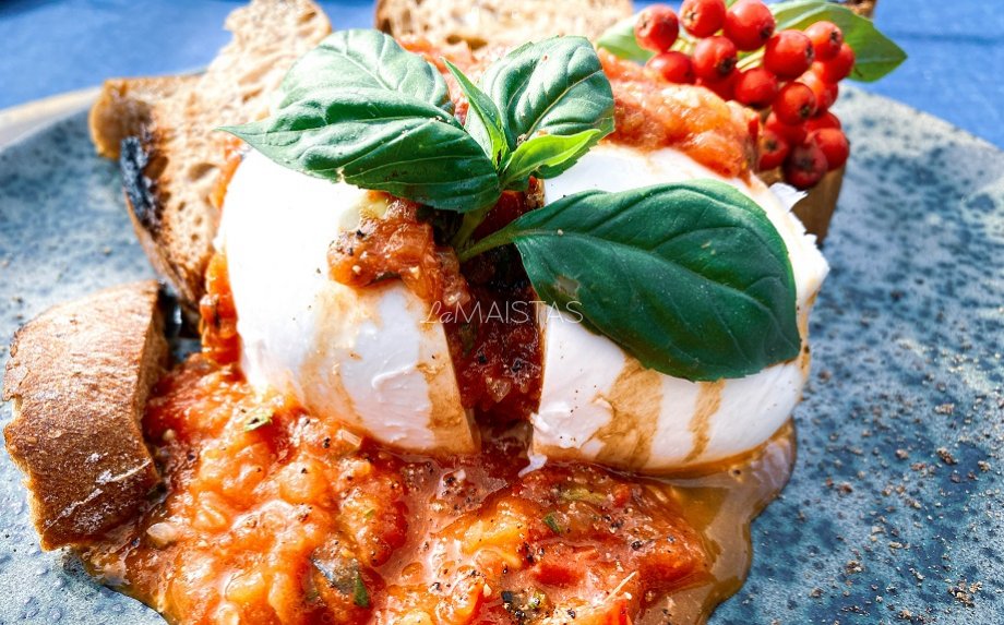 100 pomidorų padažas su šviežia burrata pagal Gian Luca Demarco