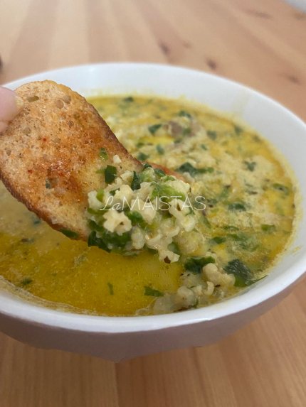 Kreminė salotų ir vištienos sriuba