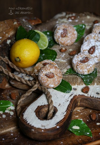 Sicilijos migdoliniai sausainiai