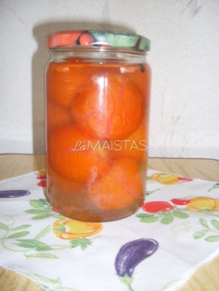 Marinuoti pomidorai su citrinos rūgštimi