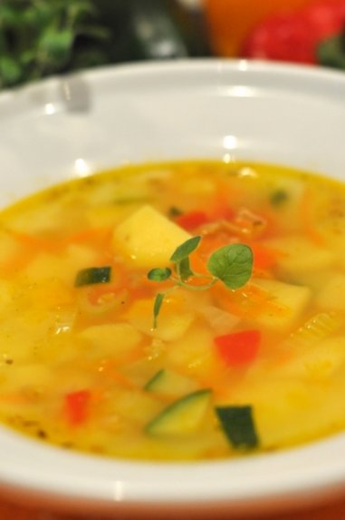 Sveikuoliška daržovių sriuba