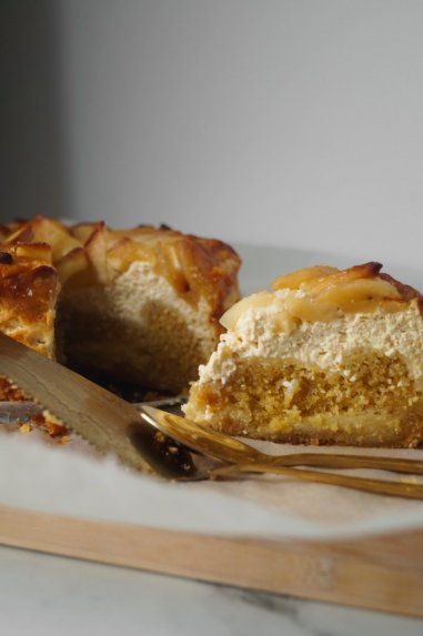 Obuolių pyragas su varške - prancūziško stiliaus