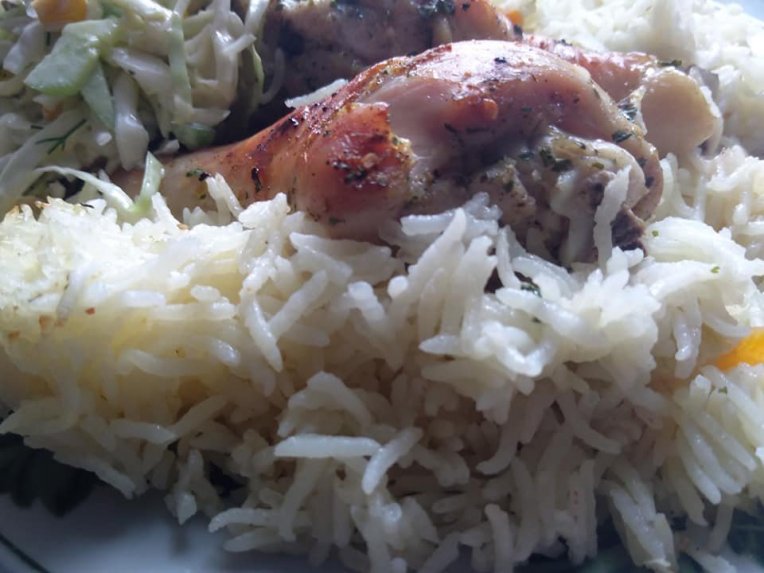 Vištienos blauzdelės su ryžiais orkaitėje